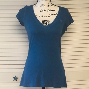 Abercrombie and Fitch Blue V Neck Shirt Size M